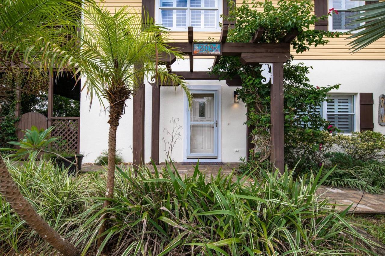 Golden Mile Beach Retreat Сент Августин Екстериор снимка